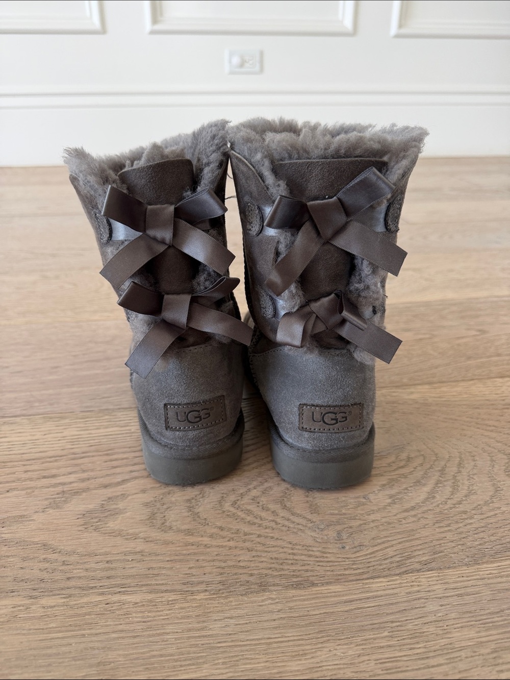 UGG Women's Short Bow Boots in Gray